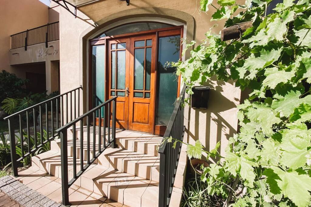 פרנצ'הוק Le Grec Wine Tram Apartment מראה חיצוני תמונה