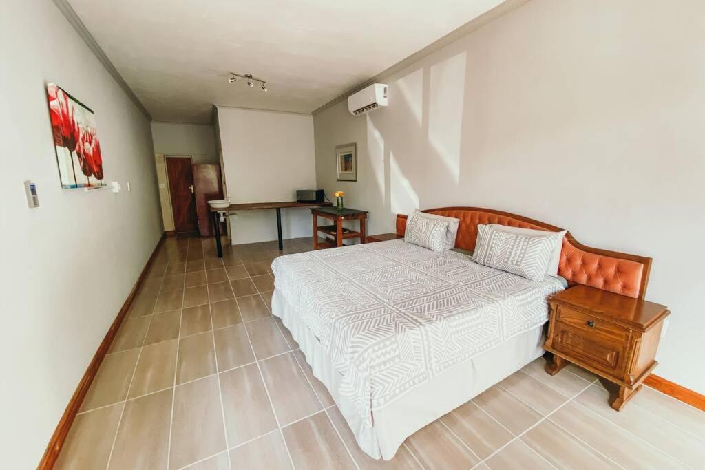 פרנצ'הוק Le Grec Wine Tram Apartment מראה חיצוני תמונה